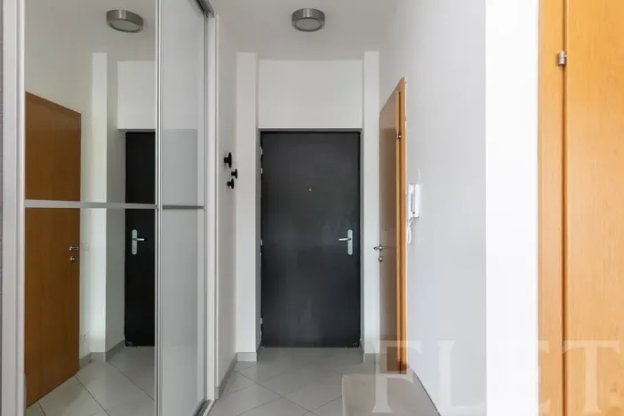 Pronájem bytu 2+kk, Praha - Holešovice, V přístavu, 70 m2