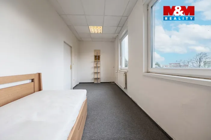 Pronájem bytu 3+1, Praha - Troja, Písečná, 58 m2