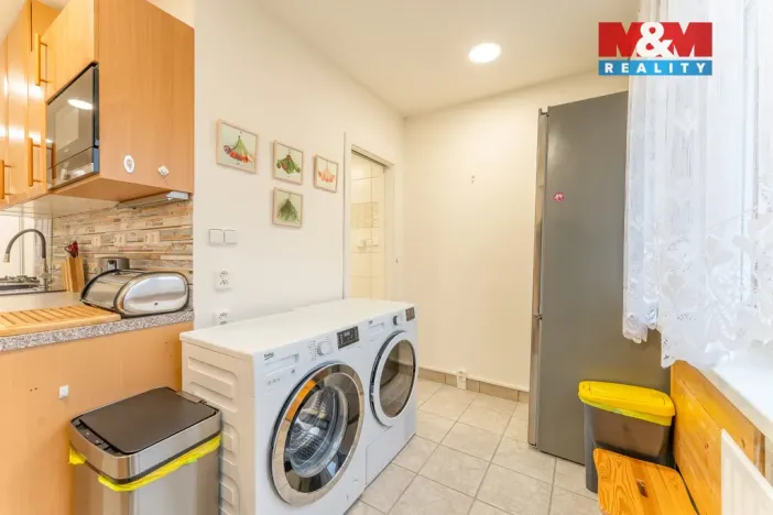 Prodej bytu 2+1, Kadaň, 1. máje, 56 m2