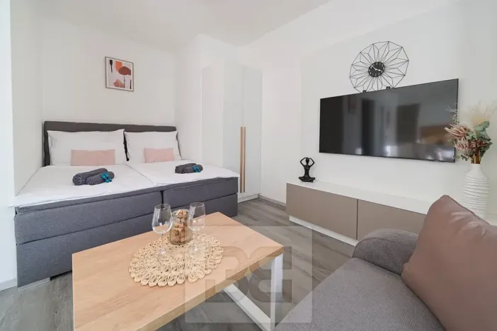 Pronájem bytu 1+kk, Český Krumlov, Za Jitonou, 37 m2