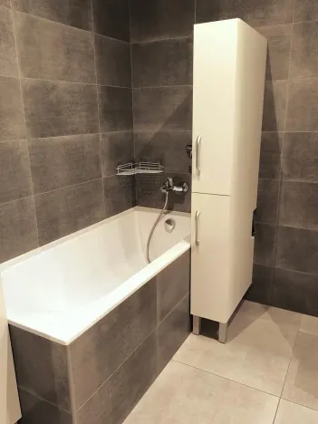 Pronájem bytu 3+kk, Hradec Králové, Vocelova, 93 m2