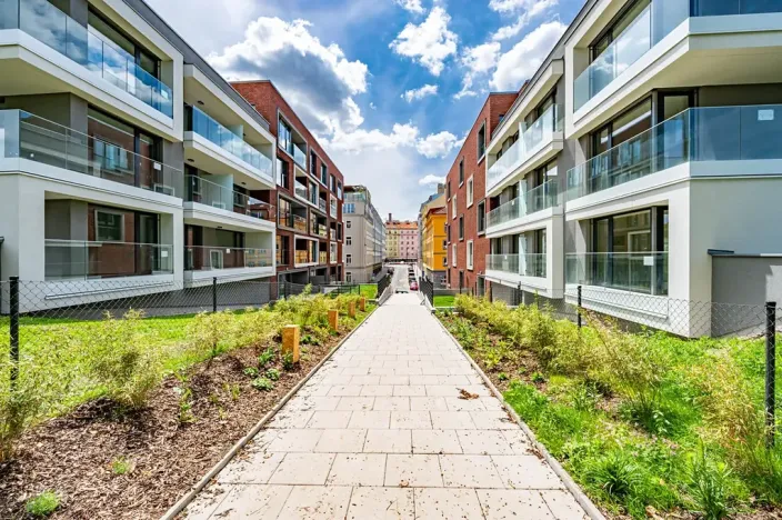 Pronájem bytu 1+kk, Praha - Libeň, Kotlaska, 35 m2