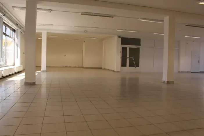 Pronájem obchodního prostoru, Prostějov, Wolkerova, 390 m2