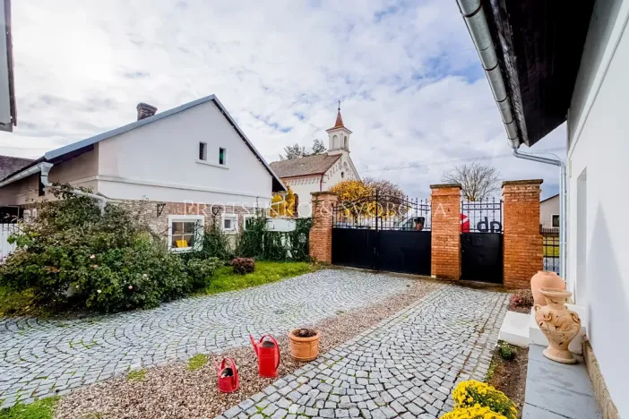 Prodej ubytování, Pardubice, Žižkova, 250 m2