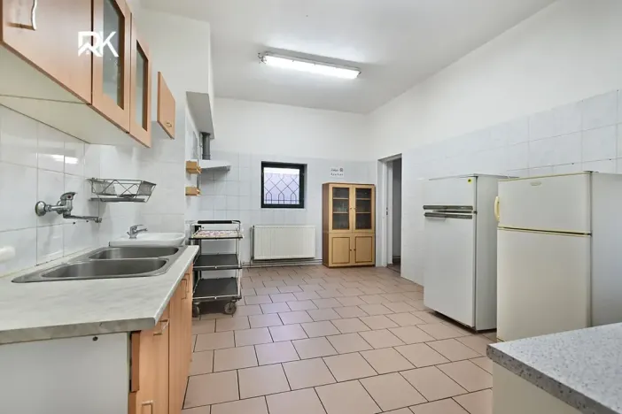 Prodej restaurace, Nová Ves I, Legerovo nám., 470 m2