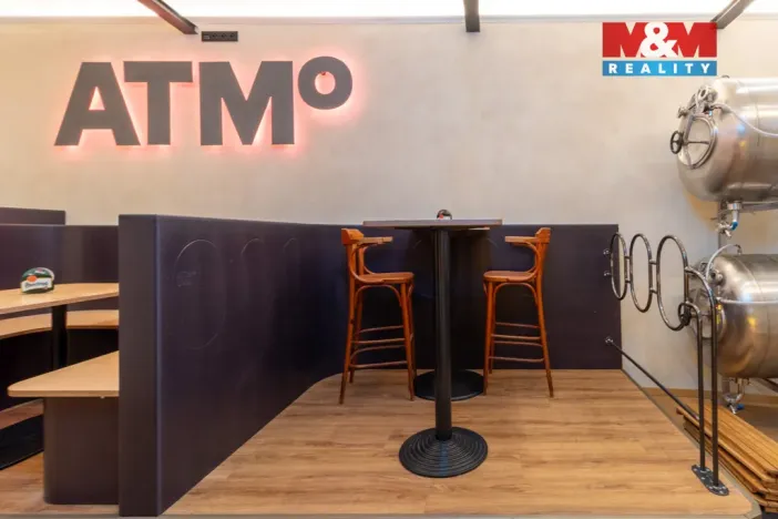 Pronájem restaurace, Praha - Staré Město, Smetanovo nábřeží, 295 m2