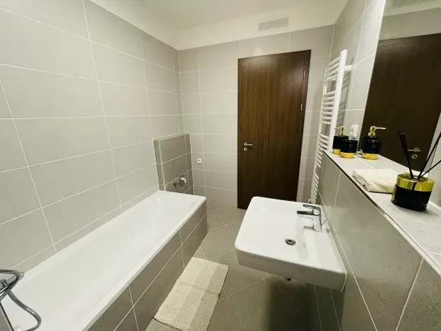 Prodej bytu 2+kk, Praha - Ruzyně, Huppnerova, 53 m2