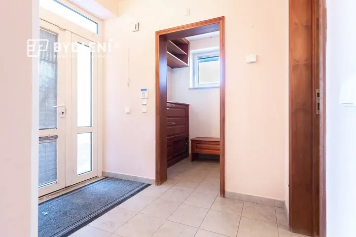 Prodej rodinného domu, Zahořany, 250 m2