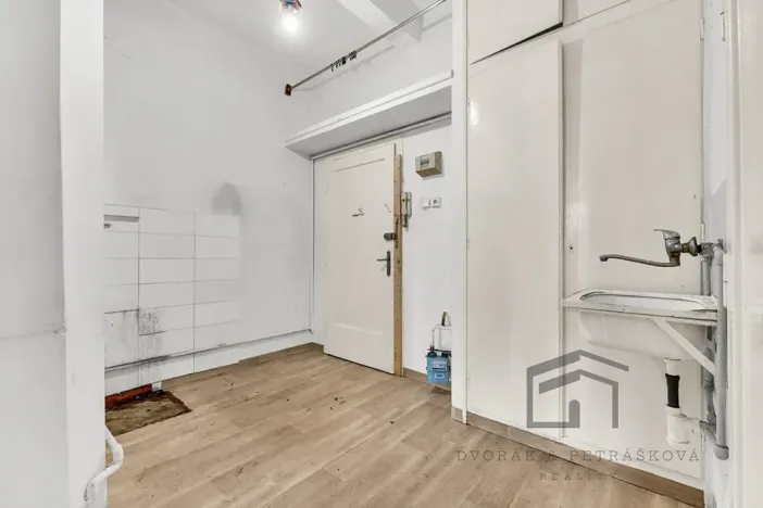Prodej bytu 2+kk, Praha - Libeň, Prosecká, 47 m2