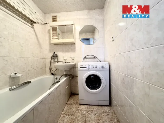 Pronájem bytu 3+1, Český Krumlov - Nádražní Předměstí, Za Nádražím, 62 m2