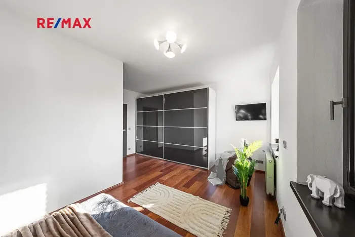 Prodej vily, Praha - Klánovice, Zádražanská, 330 m2