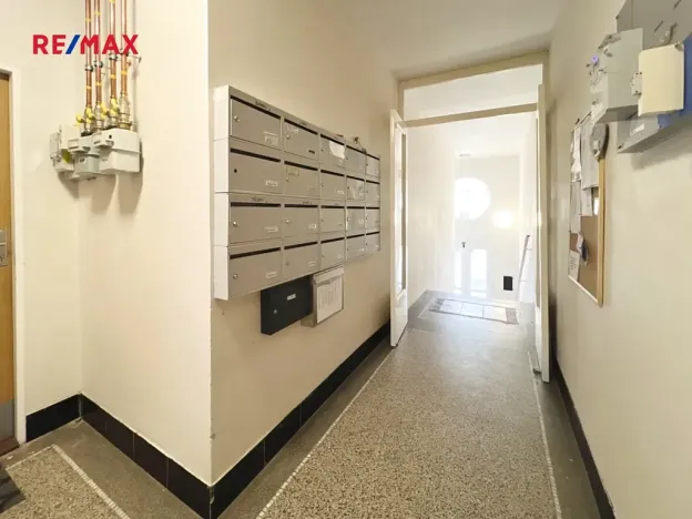 Prodej bytu 1+kk, Praha - Michle, Michelská, 27 m2