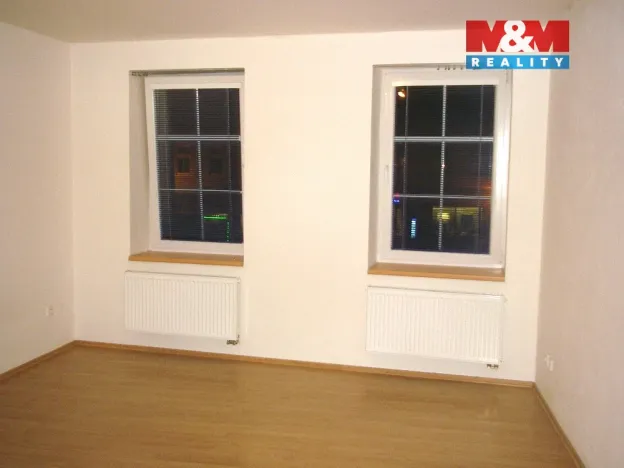 Pronájem bytu 2+kk, Tišnov, nám. Komenského, 54 m2