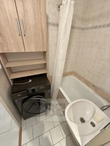 Pronájem bytu 2+kk, Praha - Strašnice, Vyžlovská, 40 m2