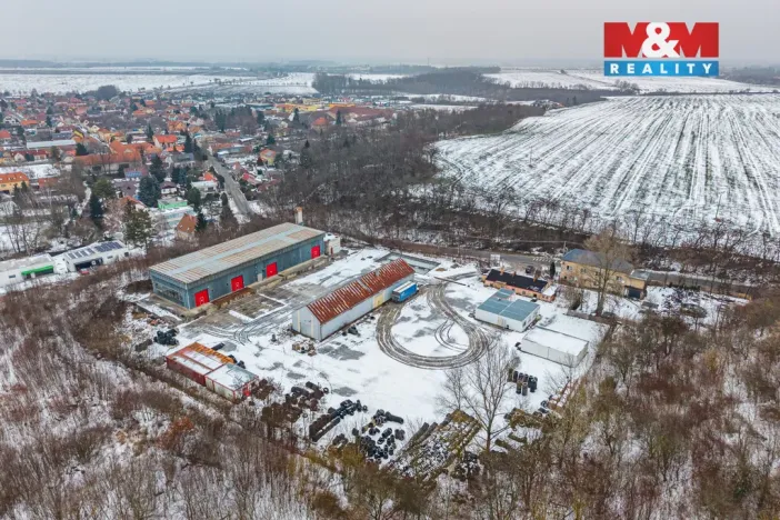 Pronájem skladu, Veleň, K Cihelně, 1100 m2