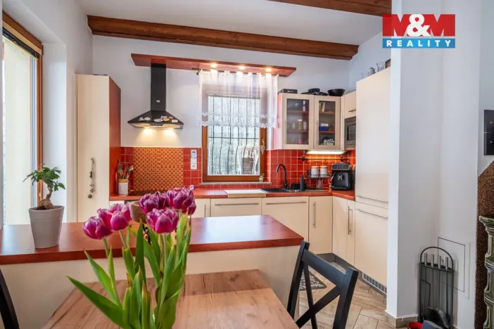 Prodej rodinného domu, Chroboly, 135 m2