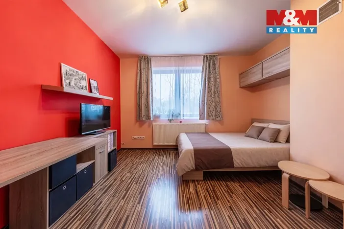 Prodej rodinného domu, Hradešín, 350 m2
