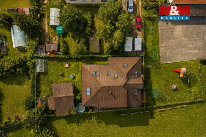 Prodej rodinného domu, Hradešín, 350 m2