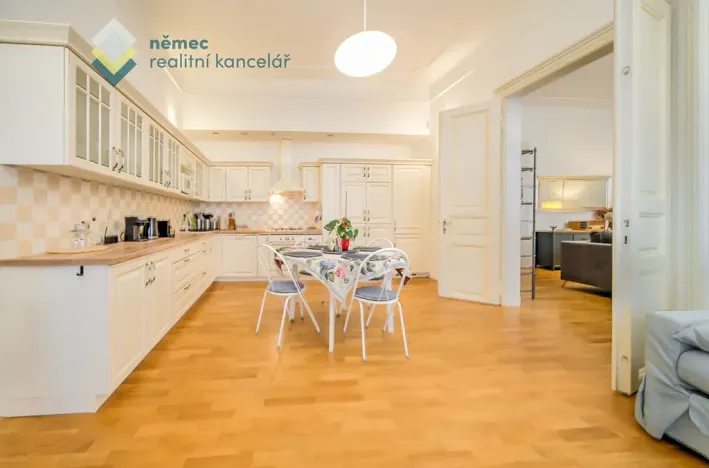 Pronájem bytu 3+1, Praha - Vinohrady, Záhřebská, 106 m2