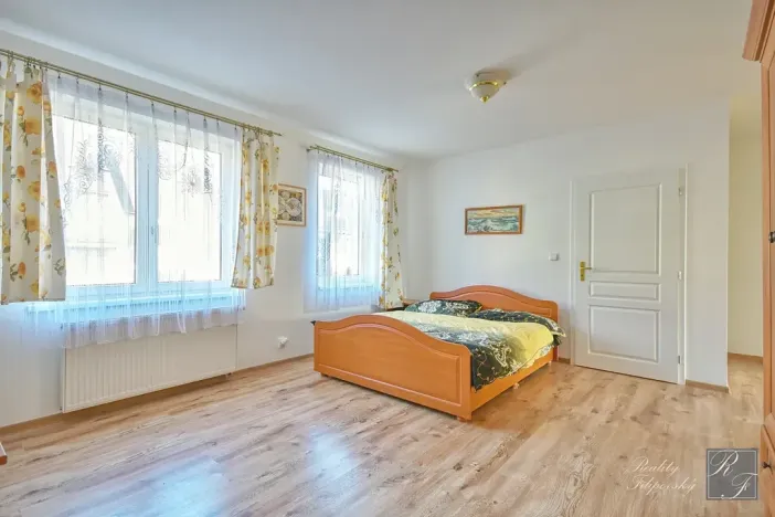 Prodej rodinného domu, Chlumec, 221 m2