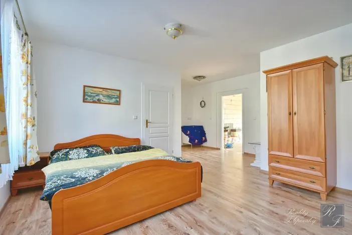 Prodej rodinného domu, Chlumec, 221 m2