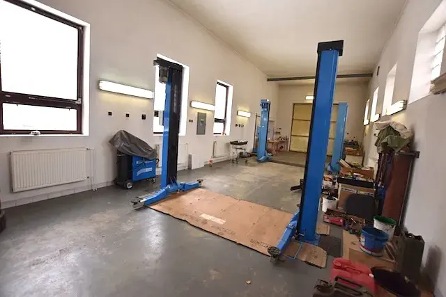 Prodej garáže, Písek, 161 m2