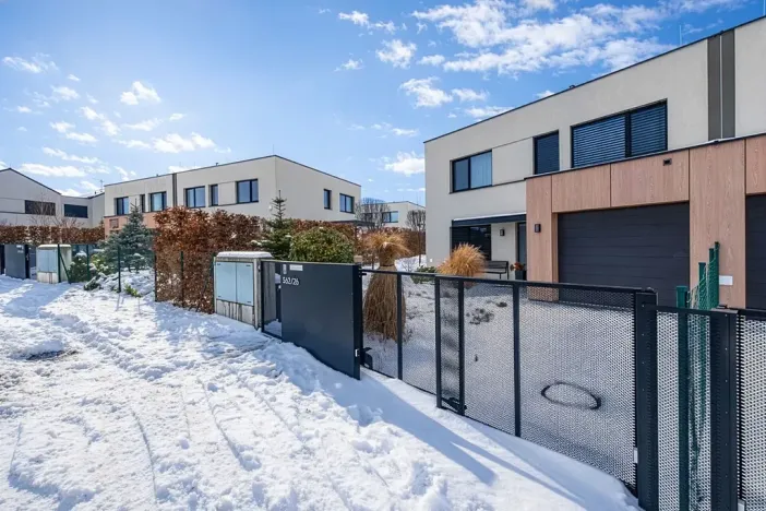 Pronájem rodinného domu, Praha - Březiněves, Skřivánčí, 157 m2