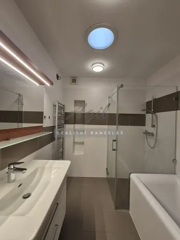 Prodej rodinného domu, Hostěnice, 142 m2