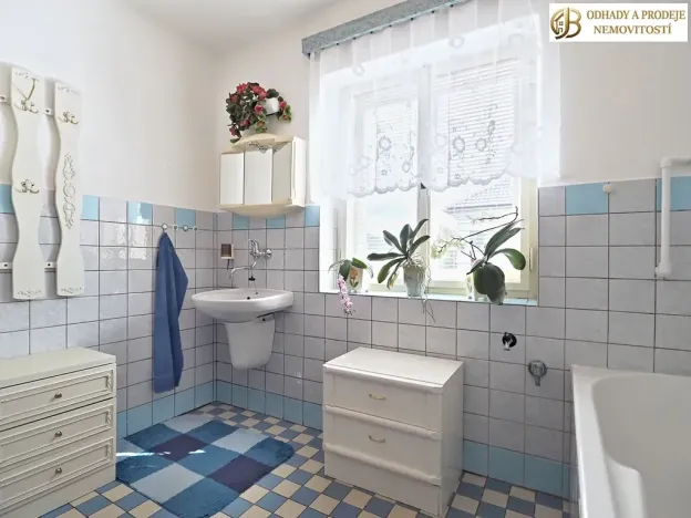 Prodej vícegeneračního domu, Chromeč, 200 m2