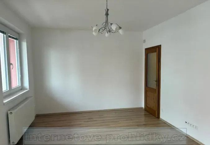 Pronájem bytu 2+kk, Praha - Kyje, Sicherova, 51 m2