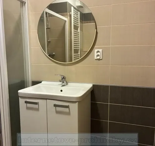 Pronájem bytu 2+kk, Praha - Kyje, Sicherova, 51 m2