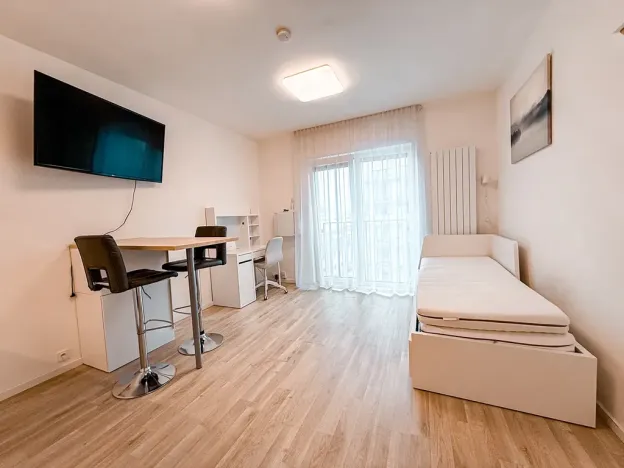Pronájem bytu 1+kk, Praha - Libeň, Novovysočanská, 28 m2