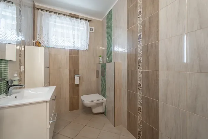 Prodej rodinného domu, Chýně, Ke Skále, 220 m2