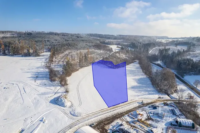 Prodej komerčního pozemku, Valchov, 8679 m2