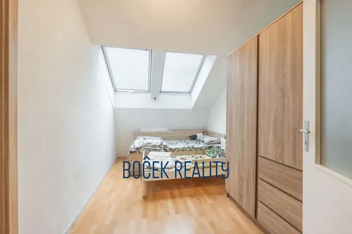 Prodej bytu 3+kk, Žebrák, Sídliště, 62 m2