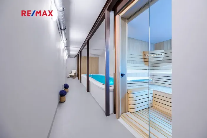 Prodej bytu 3+kk, Svoboda nad Úpou, Nádražní, 65 m2