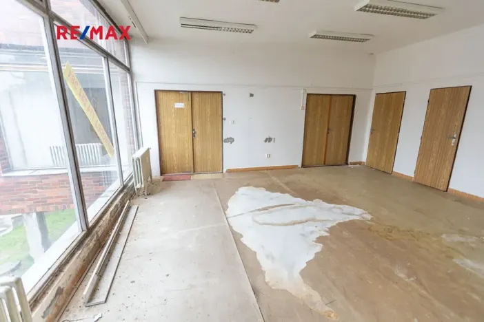 Prodej obchodního prostoru, Město Albrechtice, Míru, 1427 m2