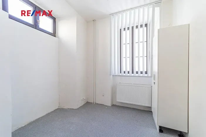 Prodej obchodního prostoru, Králíky, 5. května, 519 m2