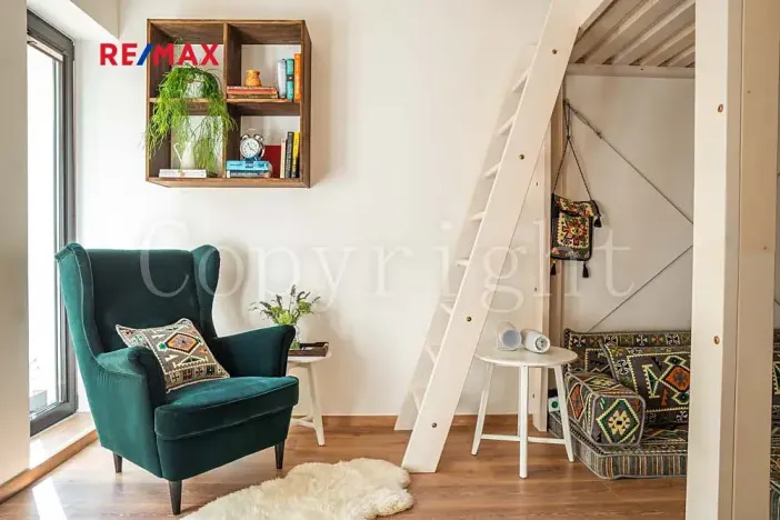 Prodej bytu 1+kk, Líšnice, Spálený Mlýn, 25 m2