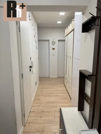 Prodej bytu 3+1, Ostrava, U Školky, 69 m2