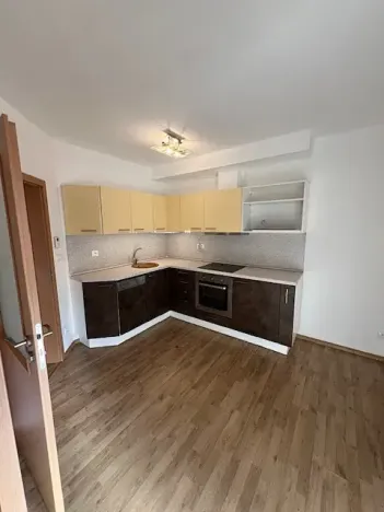 Pronájem bytu 2+1, Benešov, U Pivovaru, 62 m2