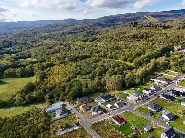 Prodej pozemku, Dubí, 25736 m2