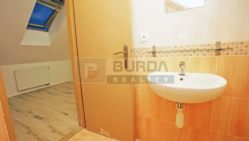 Pronájem bytu 2+kk, Neratovice, 41 m2