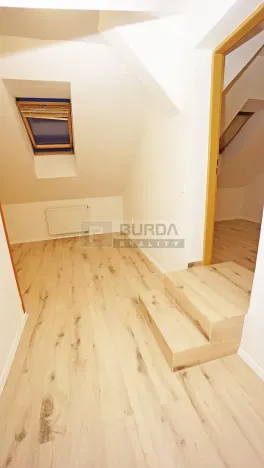 Pronájem bytu 2+kk, Neratovice, 41 m2