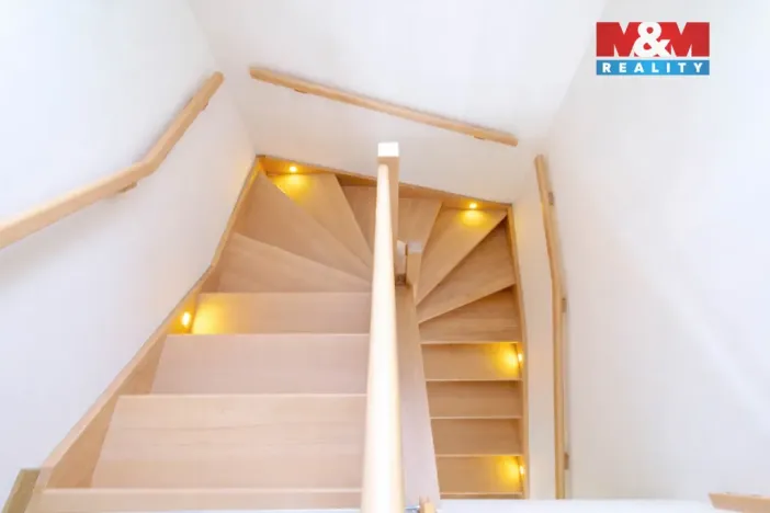 Prodej rodinného domu, Davle, Luční, 140 m2