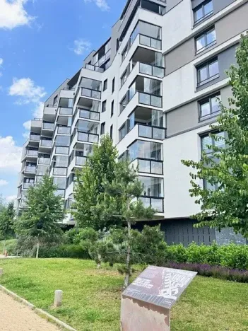 Pronájem bytu 2+kk, Praha, Lovosická, 58 m2