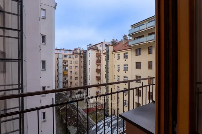 Pronájem bytu 2+kk, Praha - Žižkov, Žerotínova, 52 m2