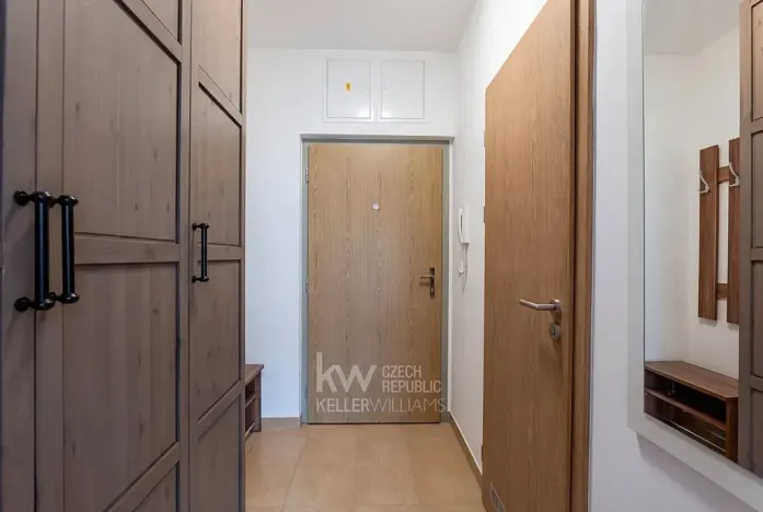 Pronájem bytu 1+kk, Praha - Horní Měcholupy, Hornoměcholupská, 32 m2