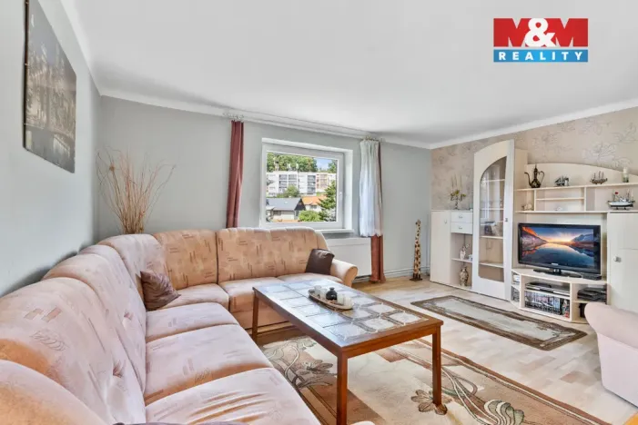 Prodej rodinného domu, Višňová, 180 m2