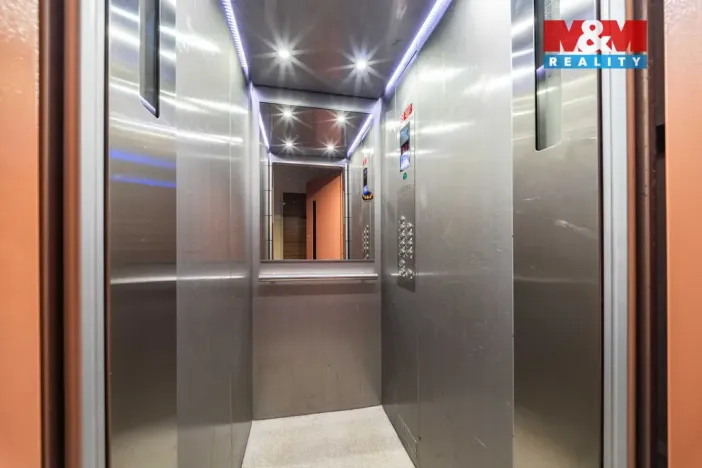 Prodej bytu 2+1, Plzeň, Sokolovská, 62 m2